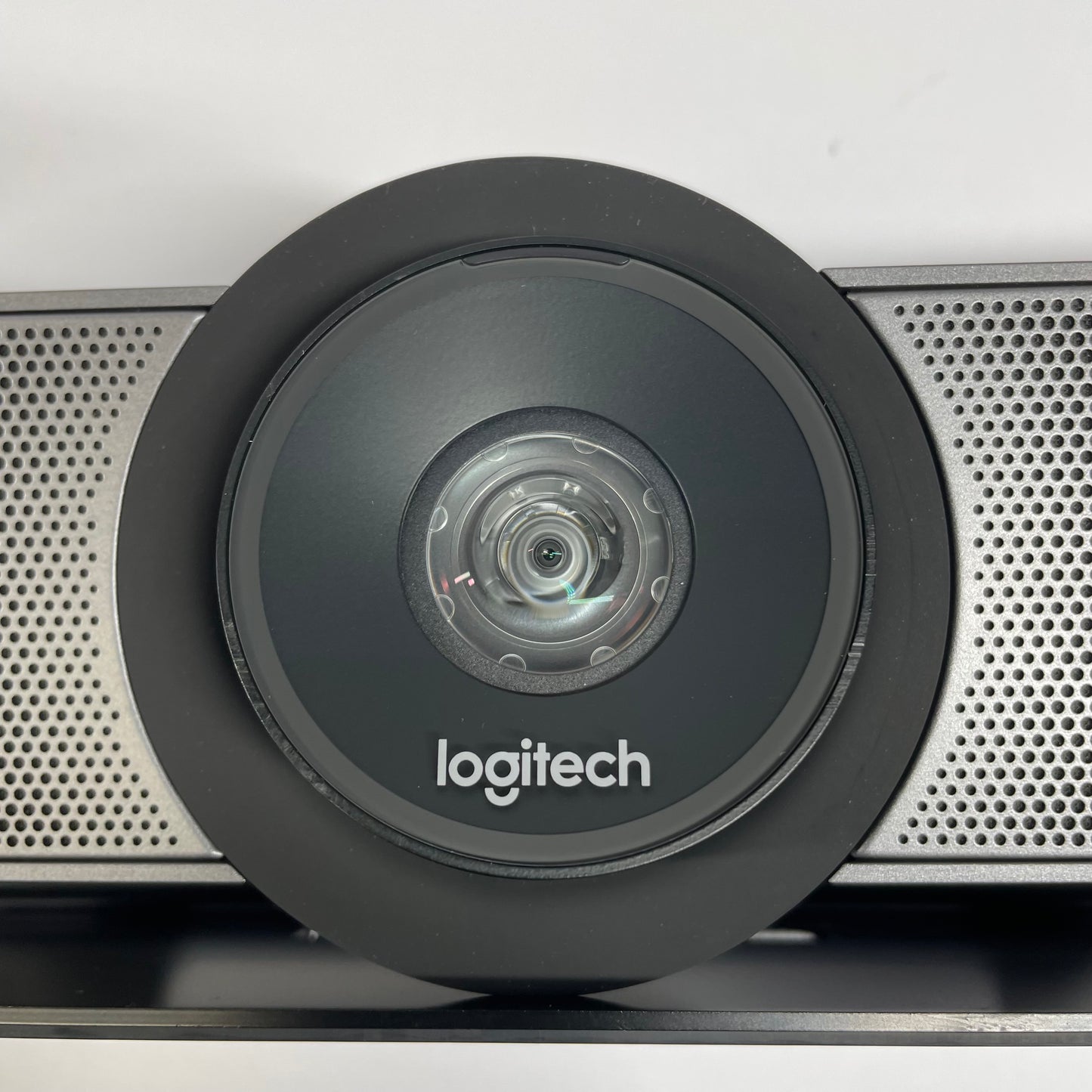 Logitech MeetUp All-in-One 4K ConferenceCam and Speakerphone V-R0007