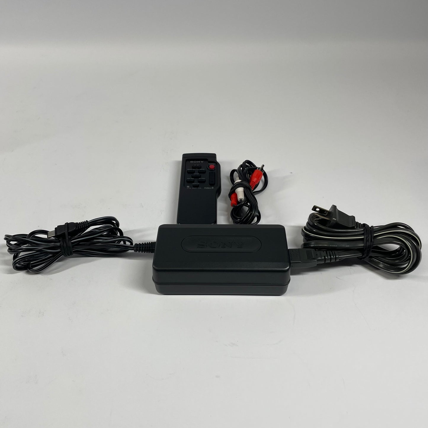 Sony Handycam Vision 0.2 Camcorder CCD-TRV43 NTSC