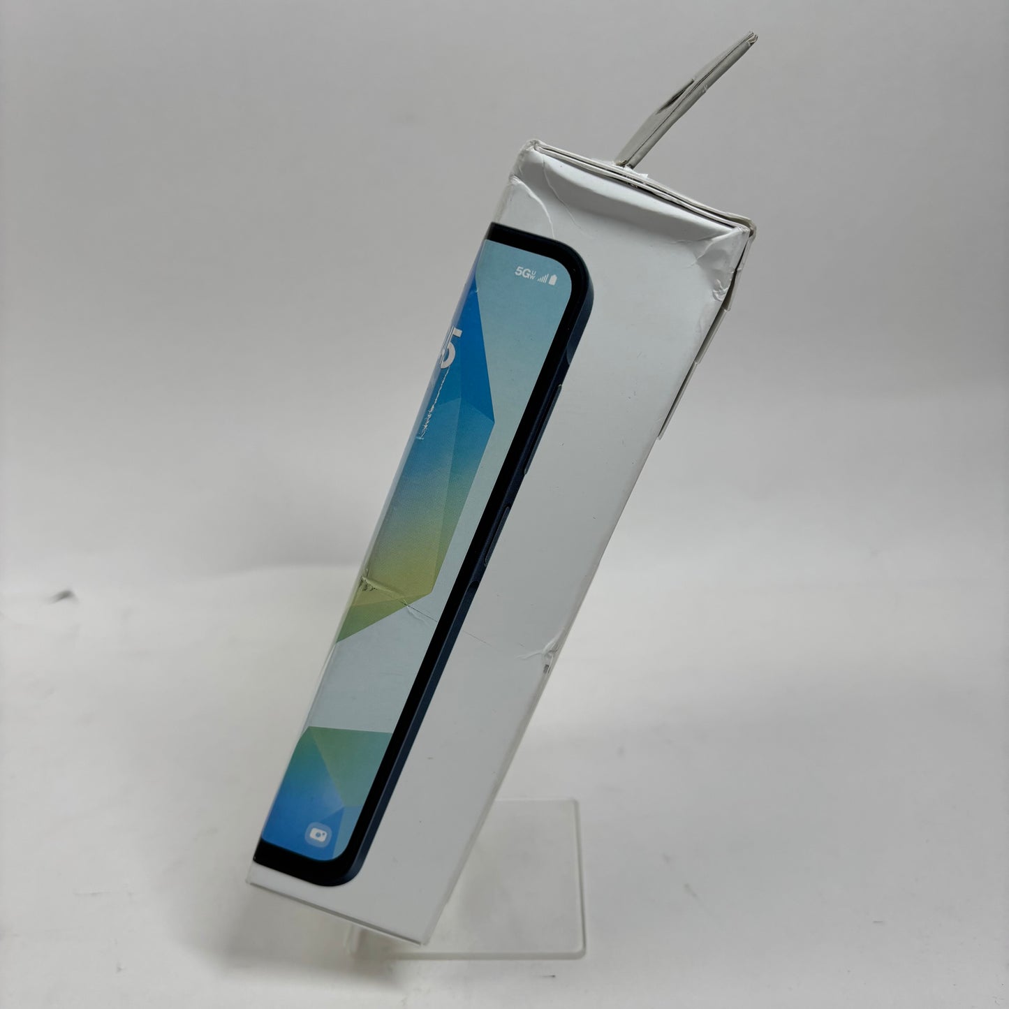 New Verizon Samsung Galaxy A16 5G 128GB Clean IMEI 351750780404013