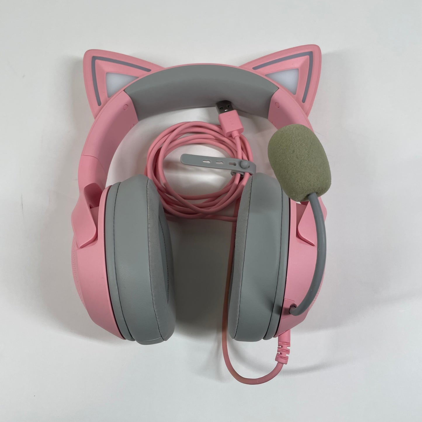 Razer V2 Wired Over-Ear Monitoring Headphones Pink RZ04-04510200-R3U1