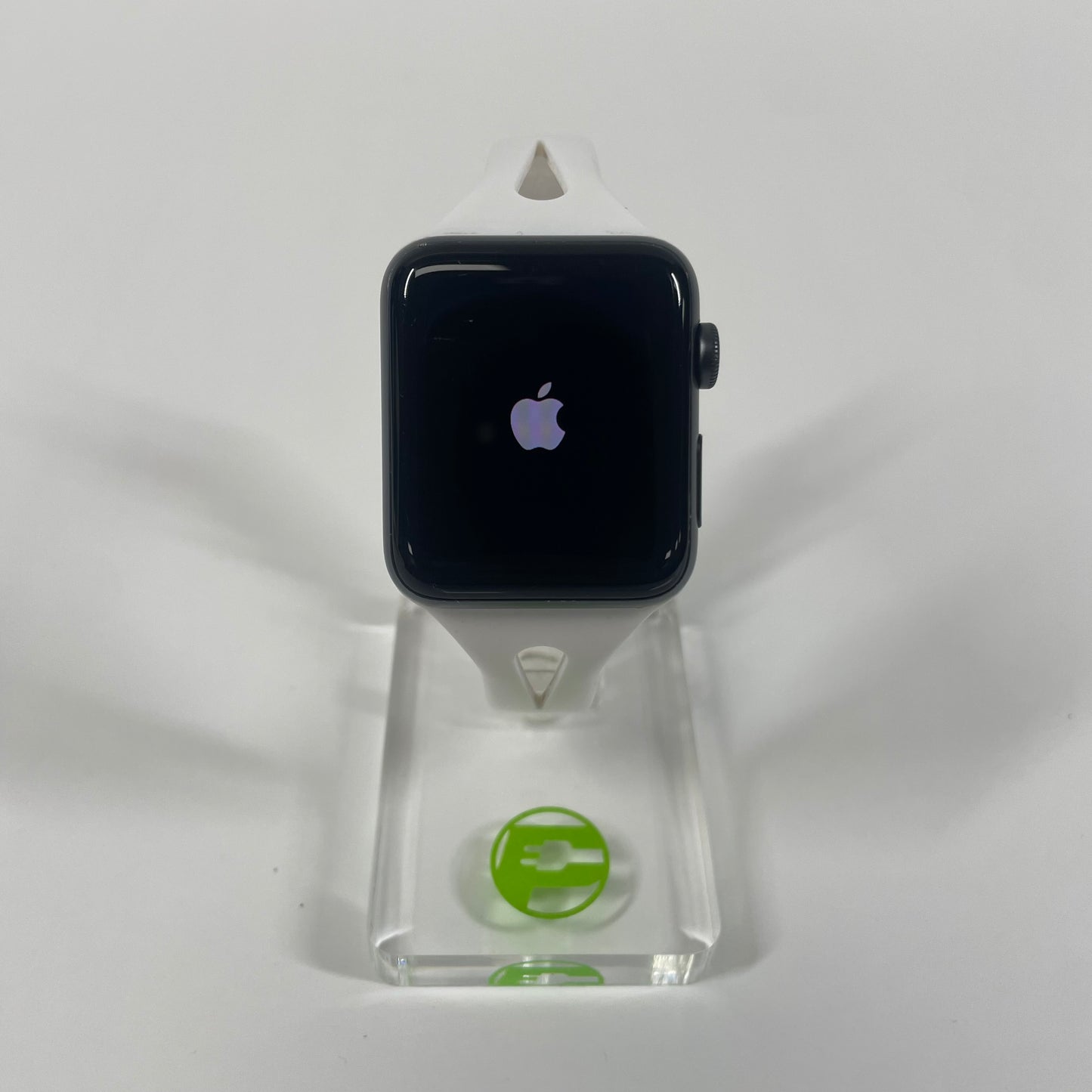GPS Only Apple Watch Series 3 42MM Space gray Aluminum White Band MTF22LL/A