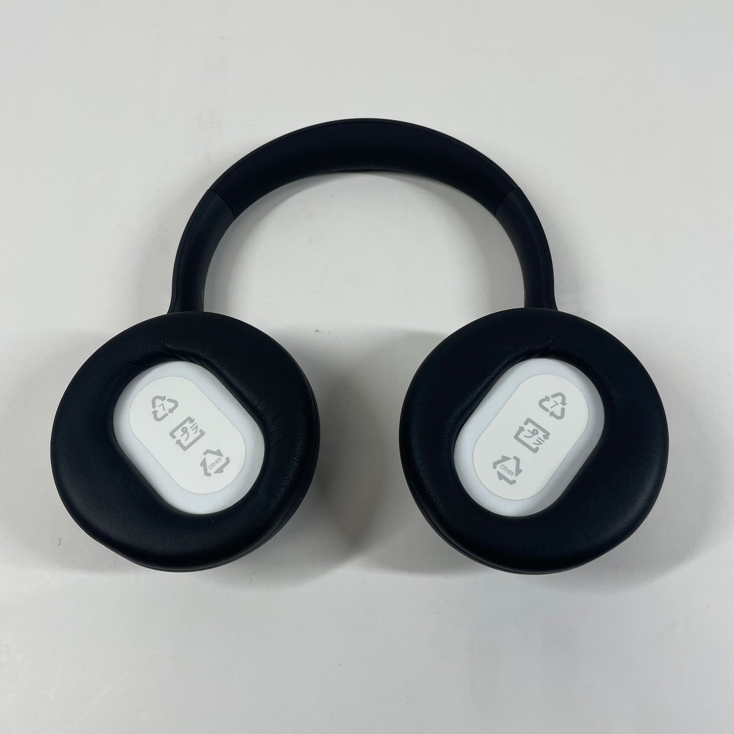 Microsoft Surface Headphones 2 Noise-Cancelling Over-Ear Bluetooth Headphones