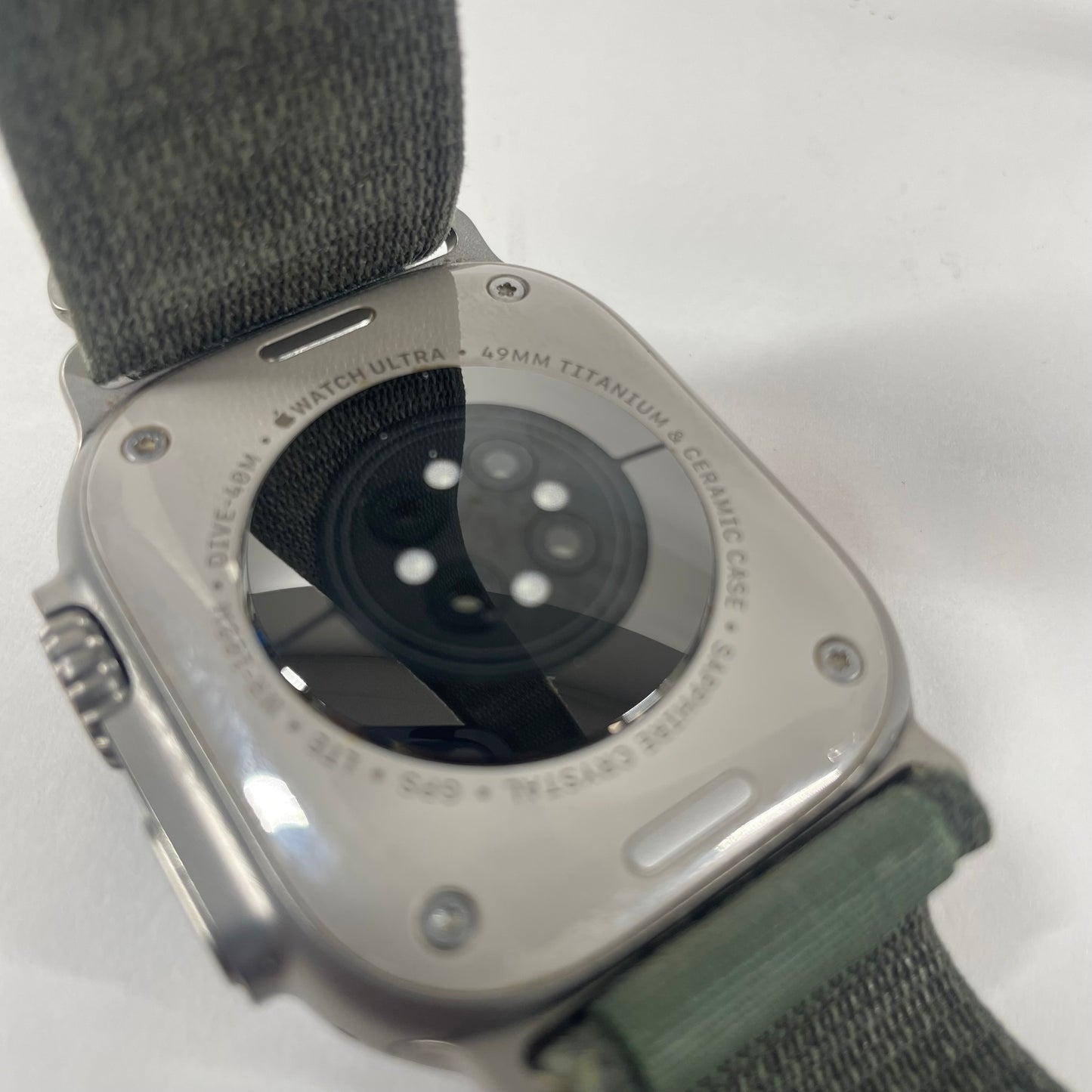 Unlocked Apple Watch Ultra 49MM Natural Titanium Green Trail Loop MQEX3LL/A
