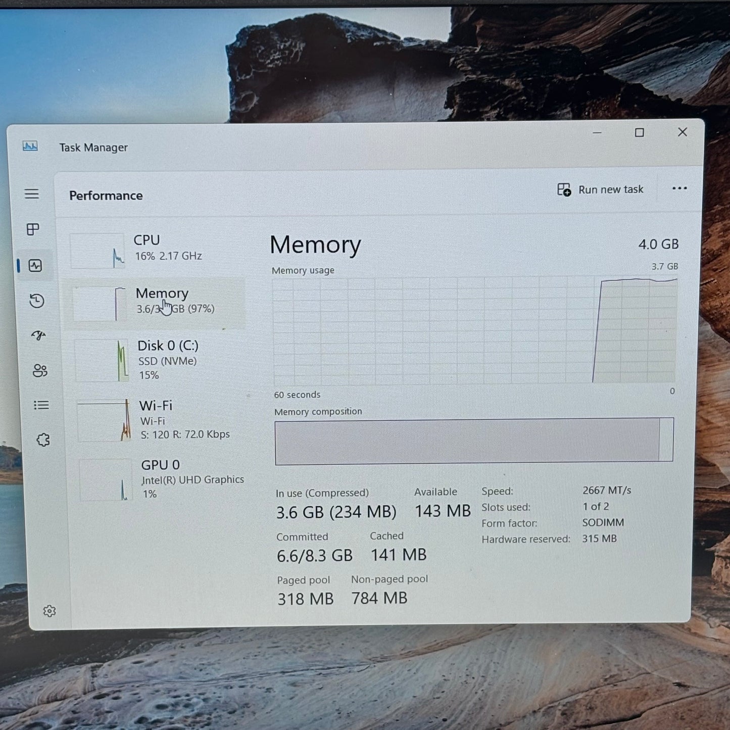 Dell Vostro 5620 16"  i5-7300HQ 1.7GHz 4GB RAM 256GB SSD INTEL(R) UHD GRAPHICS