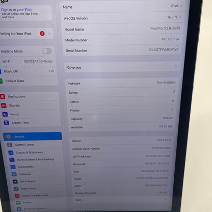 Unlocked Apple iPad Pro 1st Gen 128GB White ML3K2LL/A
