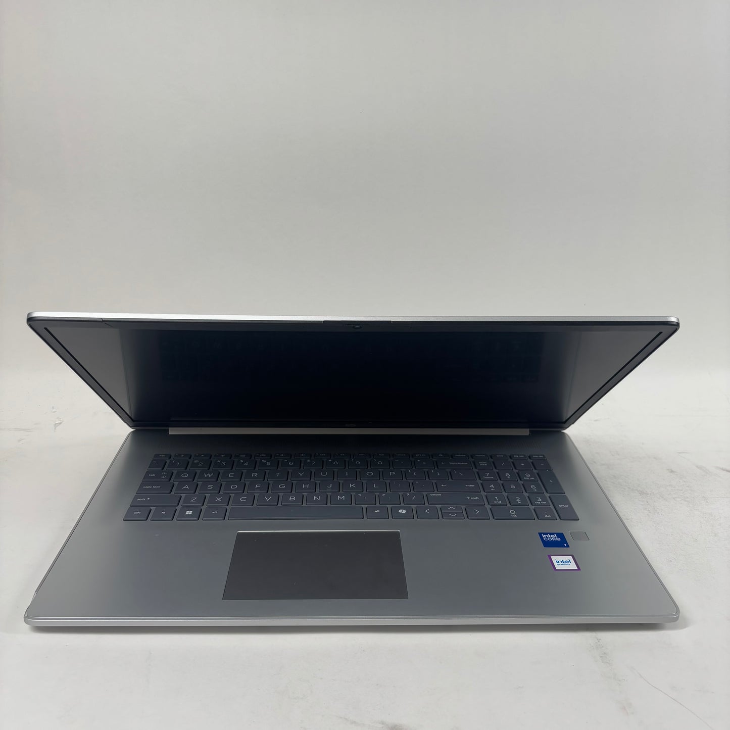 HP Pavilion 17-CN4071CL 17.3" Core 7 150U 1.8GHz 16GB RAM 512GB SSD