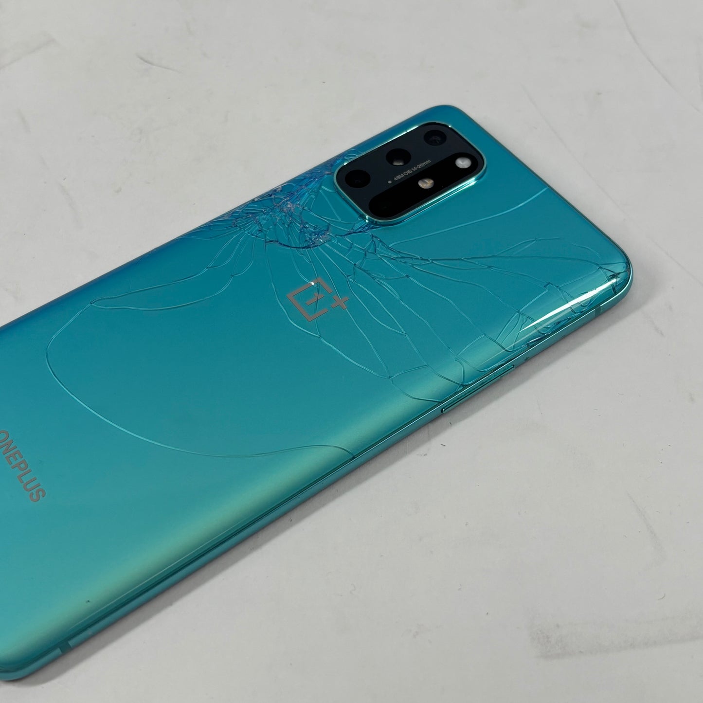 Unlocked OnePlus 8T 256GB Aquamarine Green KB2005 (Back Cracked, Still Works)