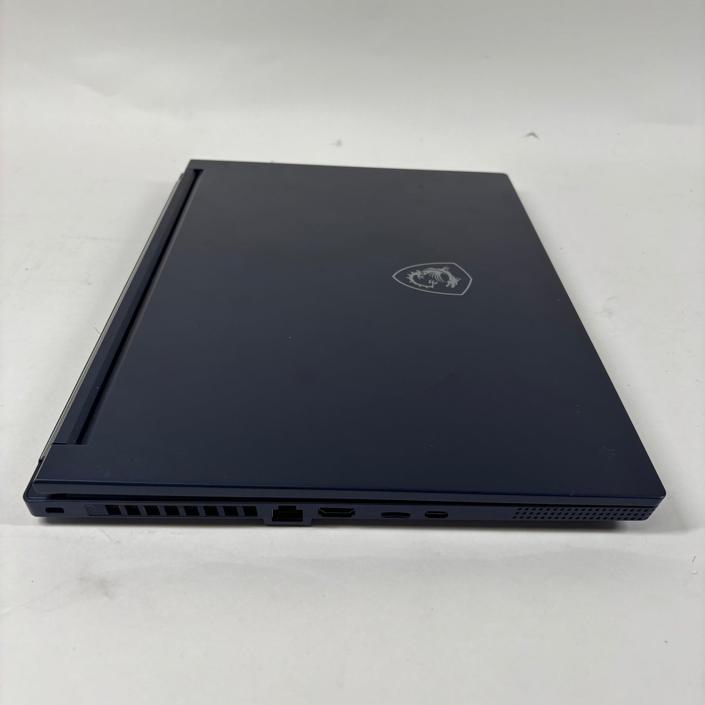 MSI Stealth 16 AI Studio Core Ultra 9 185H 3.8GHz 32GB RAM 1TB GeForce RTX 4070