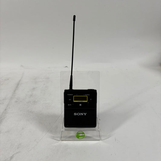 Sony UTX-B40 470–542 MHz Compact Wireless Bodypack Transmitter UTX-B40