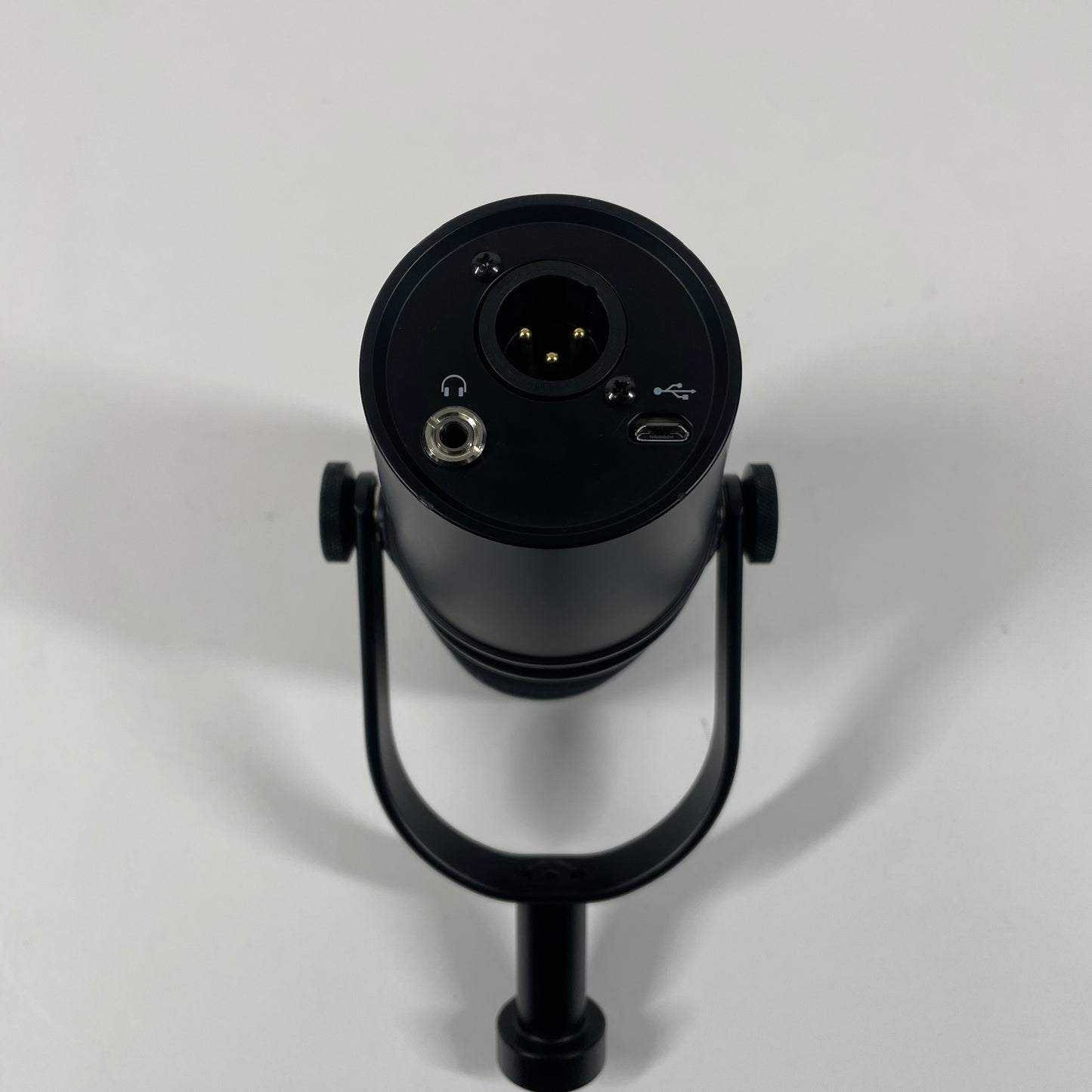 Shure MV7 50 Hz to 16 kHz Professional-Grade, Hybrid Dynamic Microphone MV7-K