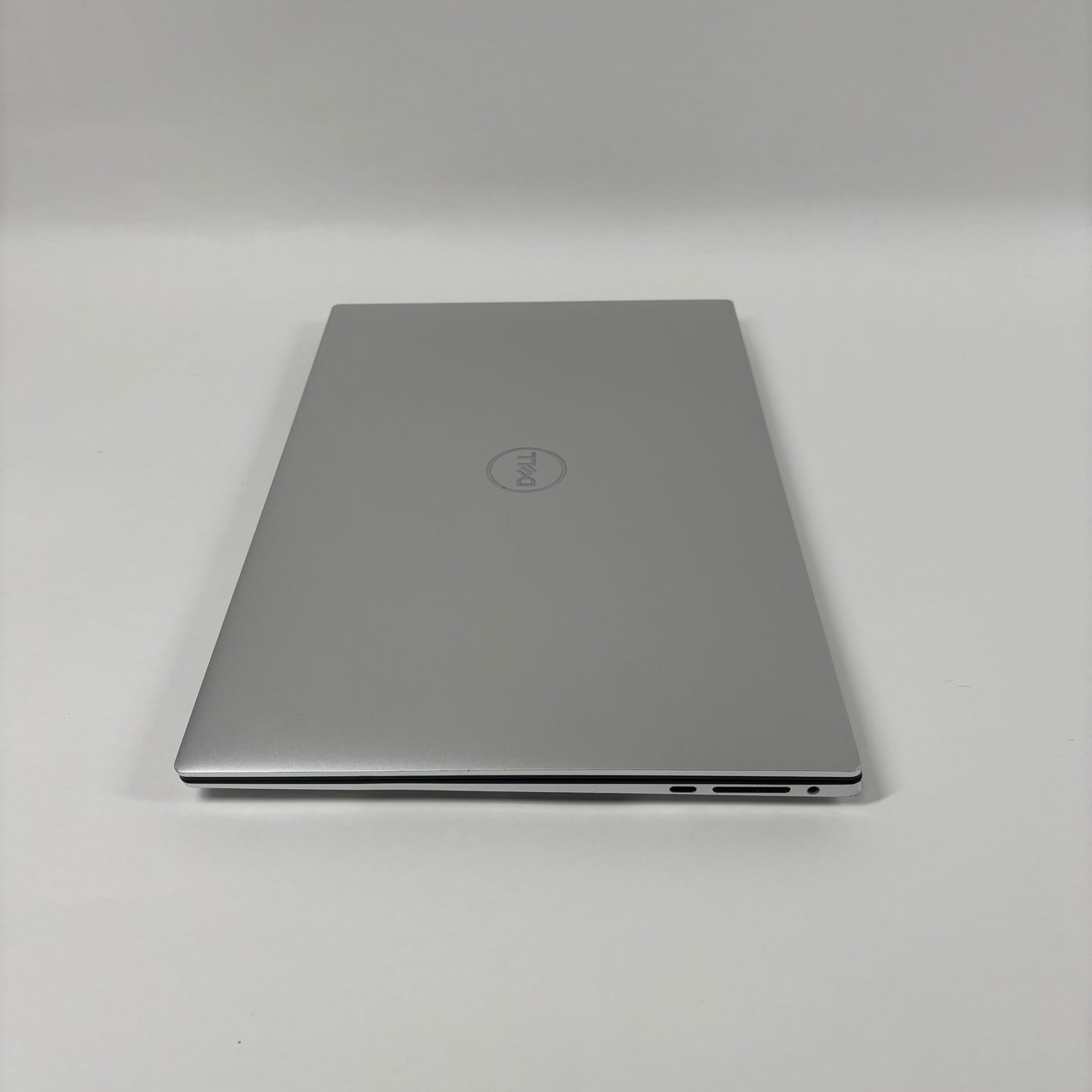 Dell XPS 15 15.6-in i7-10750H 5.0 GHz 16GB RAM 512GB SSD