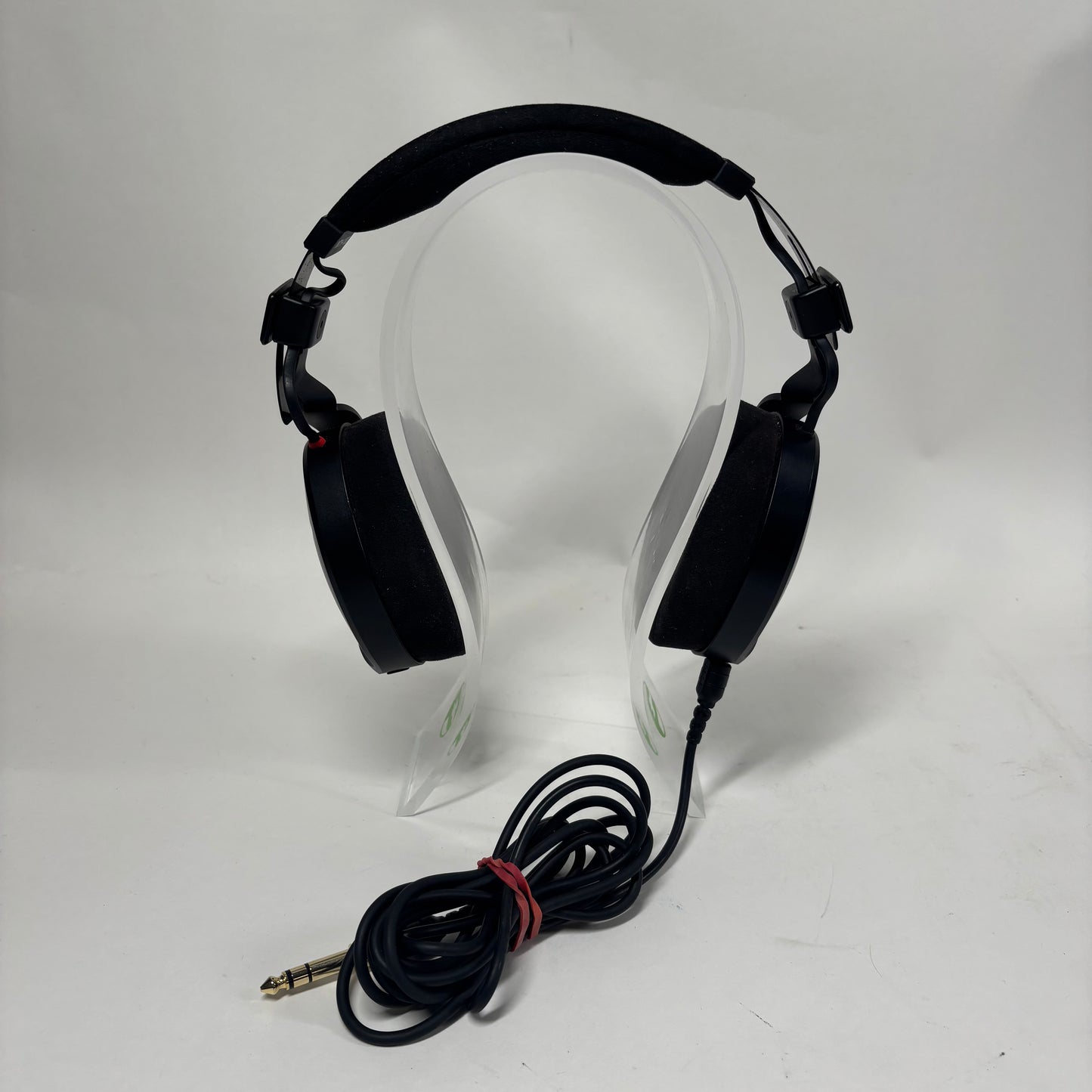 Rode Professional Wired Over-Ear Monitoring Headphones Black NTH-100