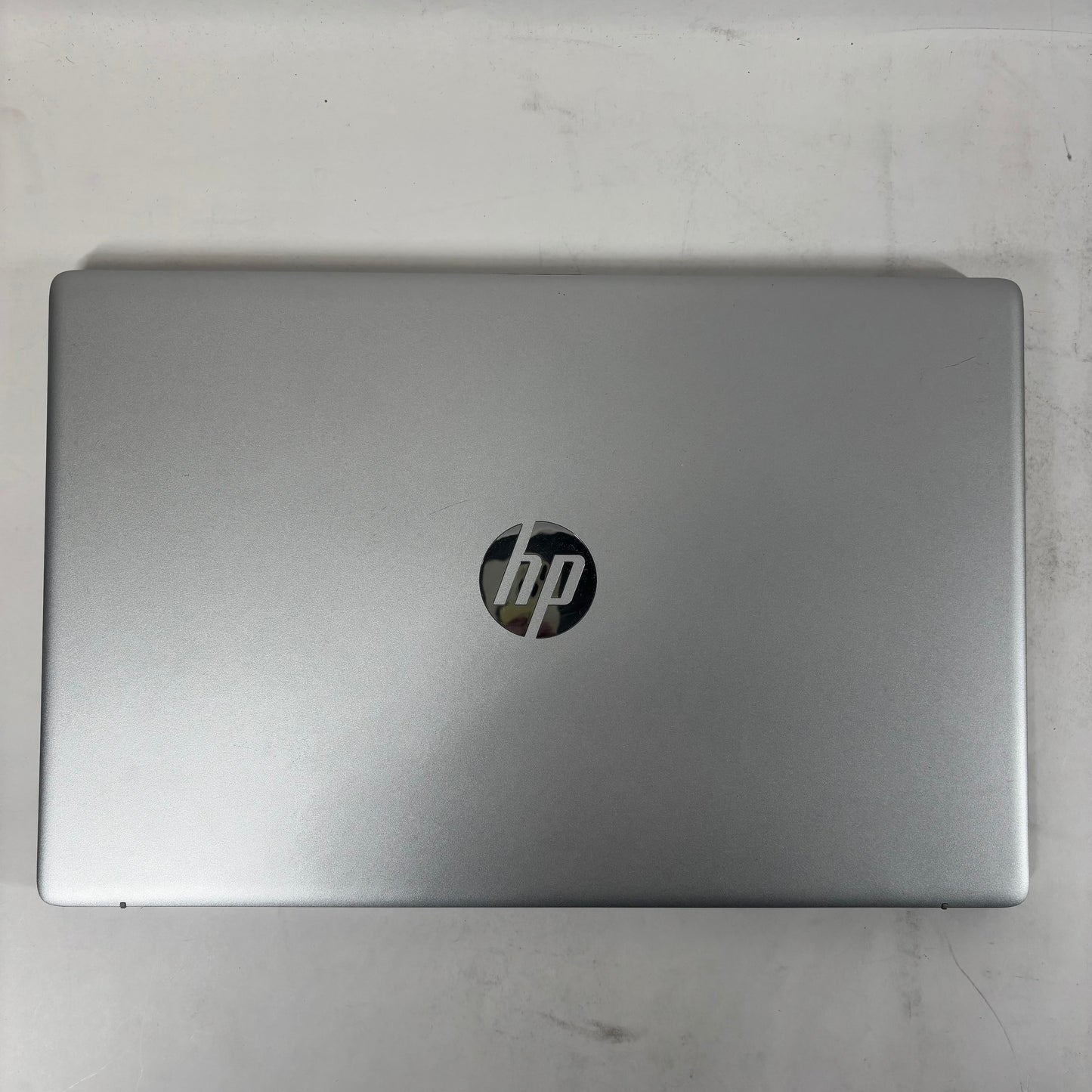 HP Pavilion 17-CN4071CL 17.3" Core 7 150U 1.8GHz 16GB RAM 512GB SSD