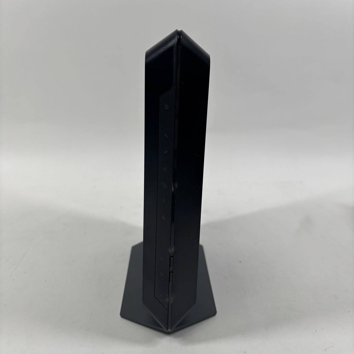 NETGEAR Nighthawk AC1900 Dual Band WiFi 5 C6900-100NAS Dual-Band Wireless AP