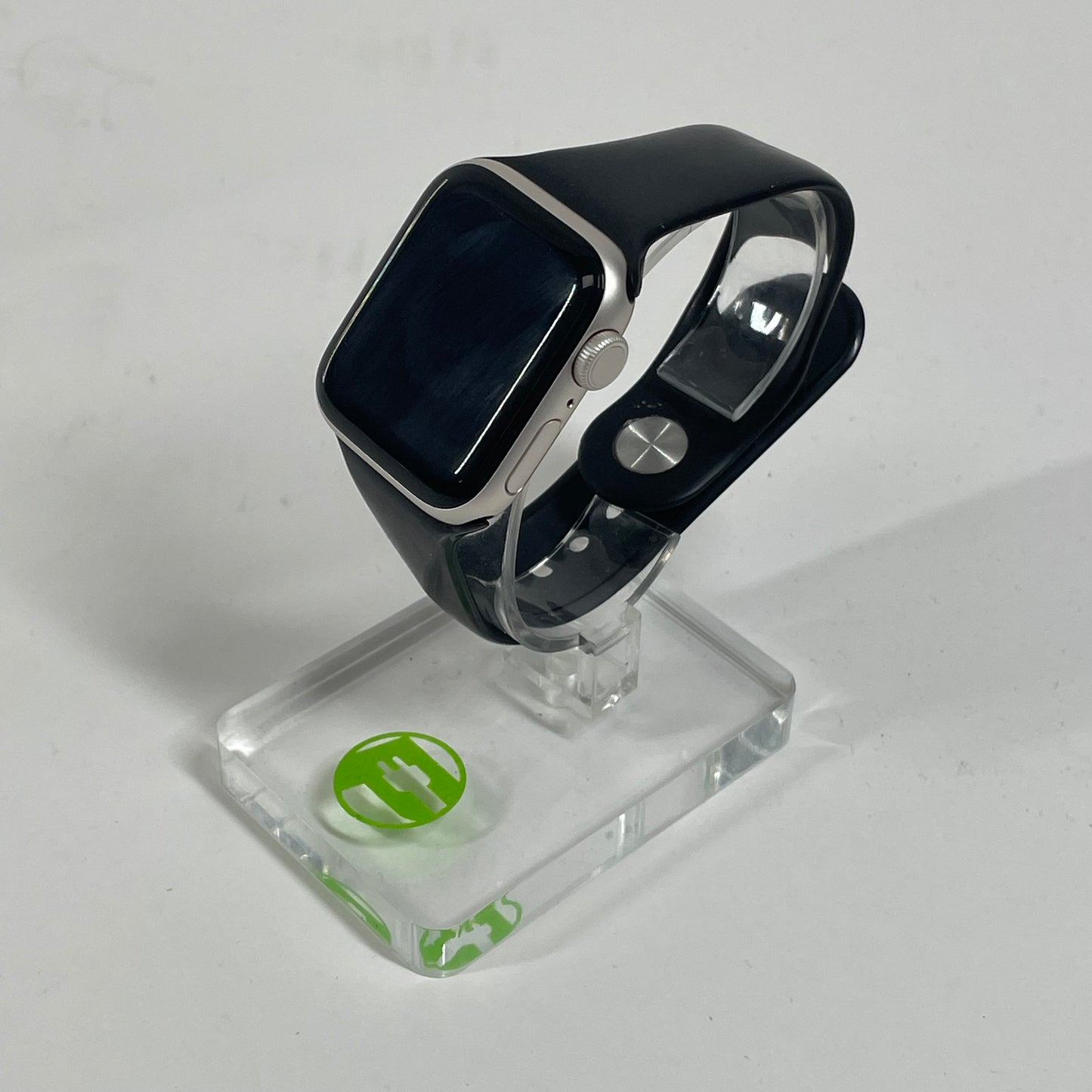 GPS Only Apple Watch SE 3 40MM Starlight Aluminum Black Sport Band MEP74LW/A