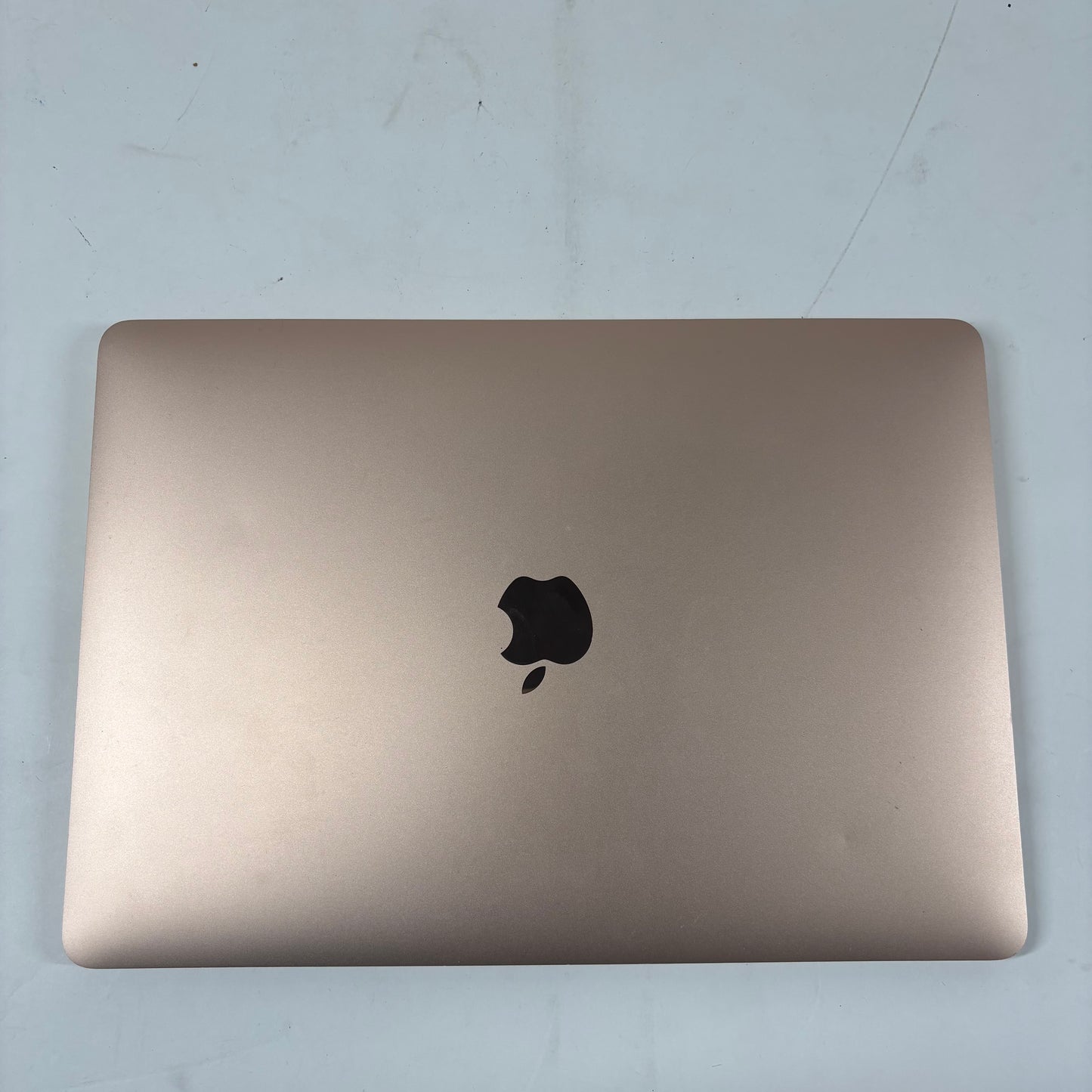 2020 Apple MacBook Air 13.3" M1 8 Core 3.2GHz 8GB RAM 256GB SSD MGND3LL/A