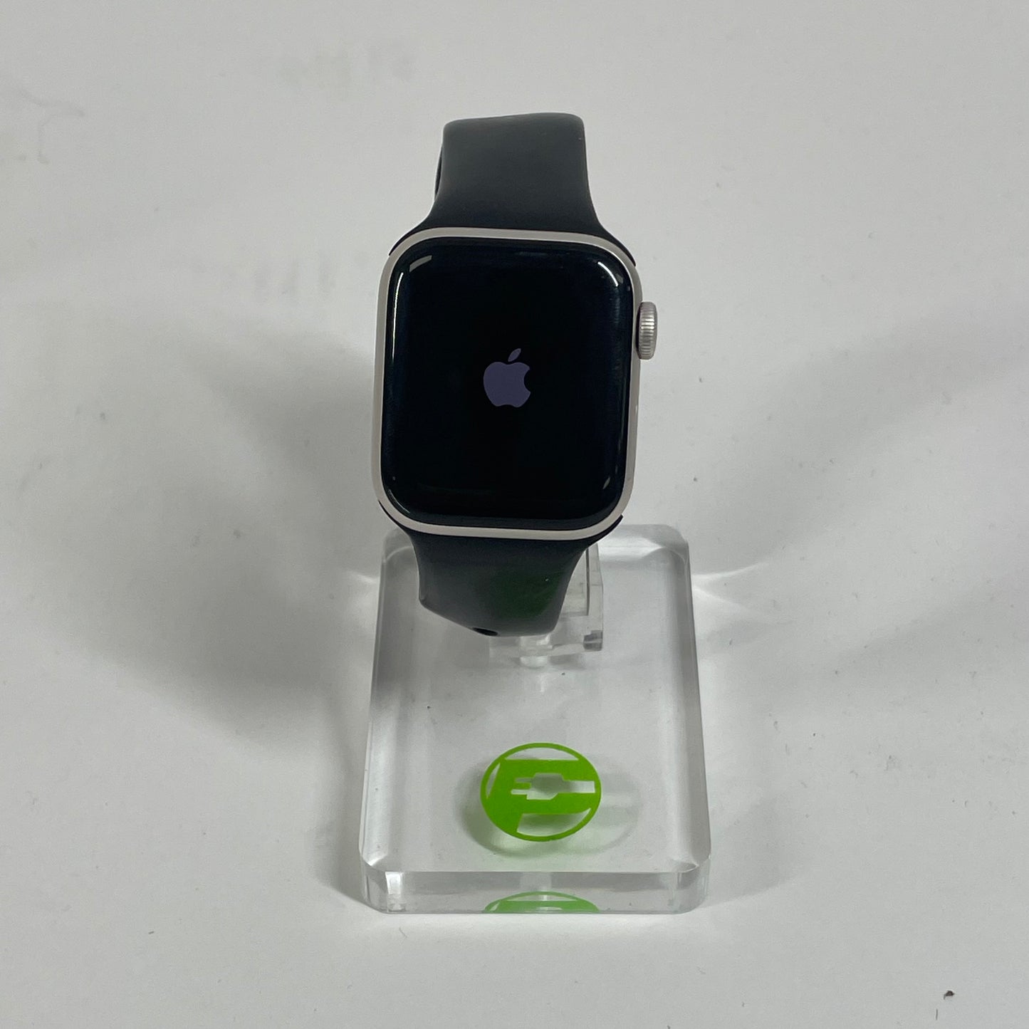 GPS Only Apple Watch SE 3 40MM Starlight Aluminum Black Sport Band MEP74LW/A