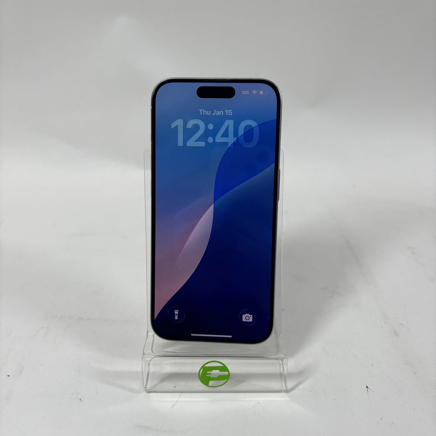 Factory Unlocked Apple iPhone 15 Pro 128GB White Titanium MTQN3LL/A