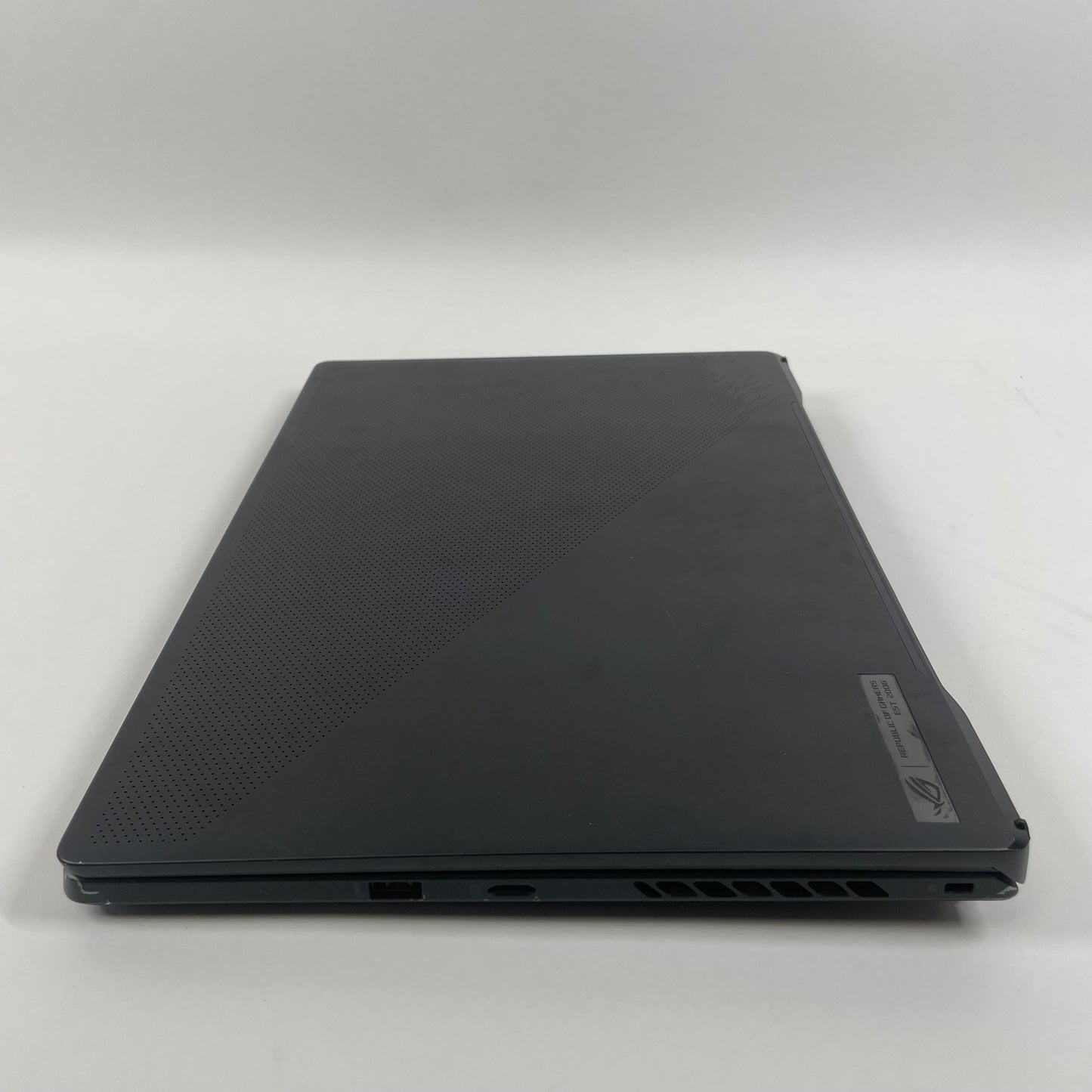 Asus ROG Zephyrus M16 GU603Z 16" i7-12700H 16GB RAM 512GB SSD GeForce RTX 3060
