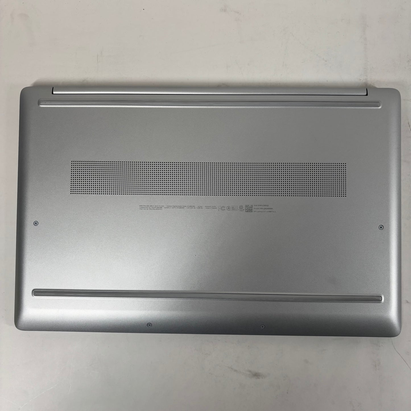 HP Pavilion 17-CN4071CL 17.3" Core 7 150U 1.8GHz 16GB RAM 512GB SSD