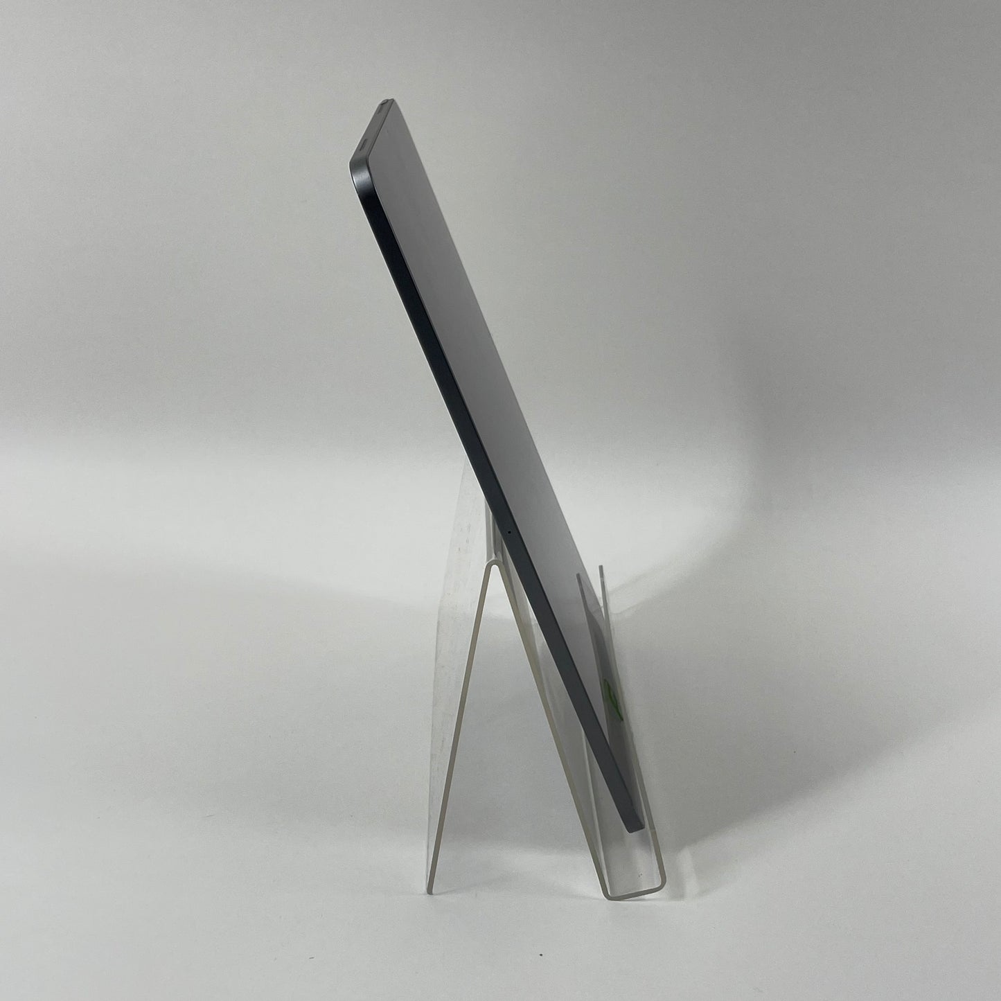 WiFi Only Apple iPad Pro 11" 1st Gen 64GB Space Gray MTXN2LL/A