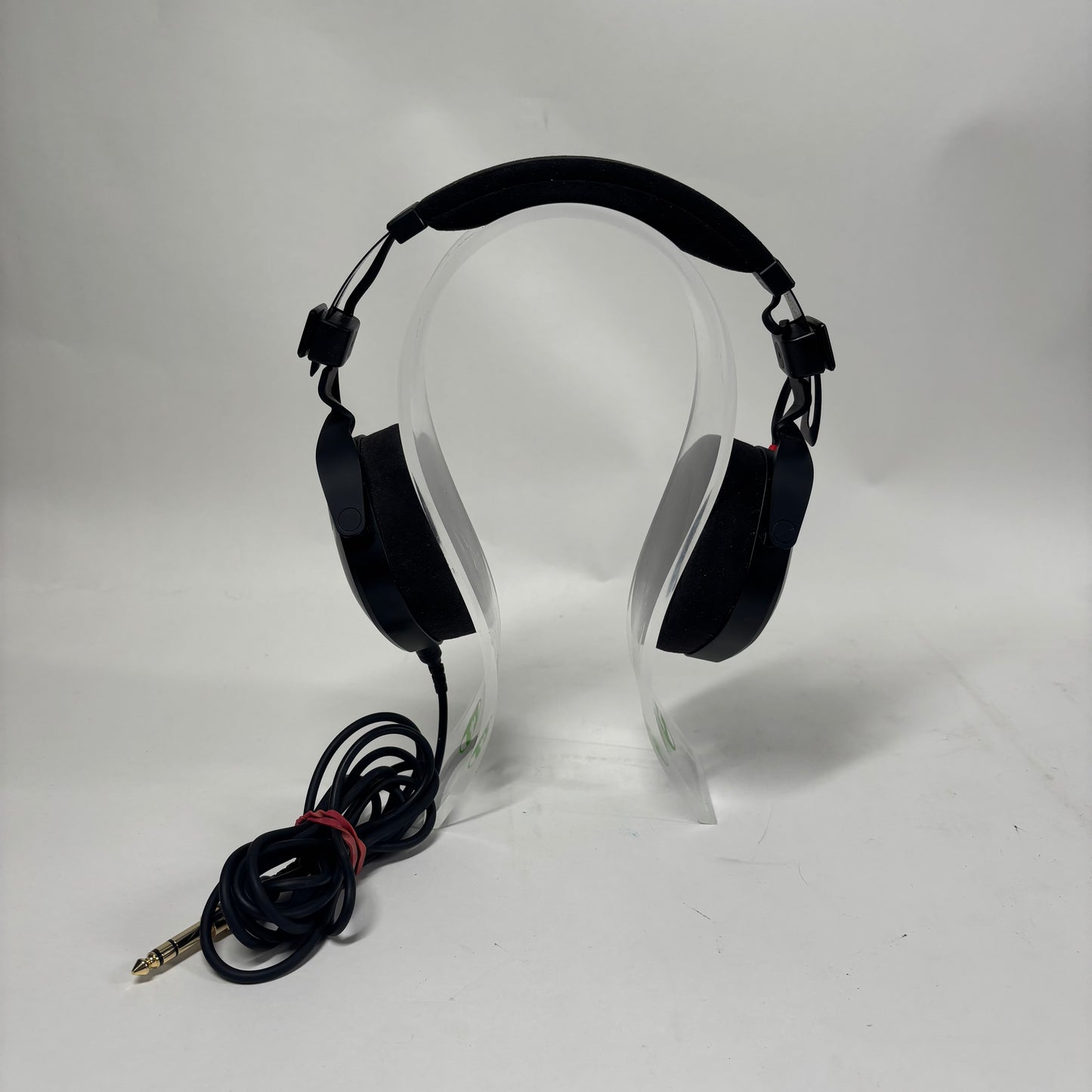 Rode Professional Wired Over-Ear Monitoring Headphones Black NTH-100