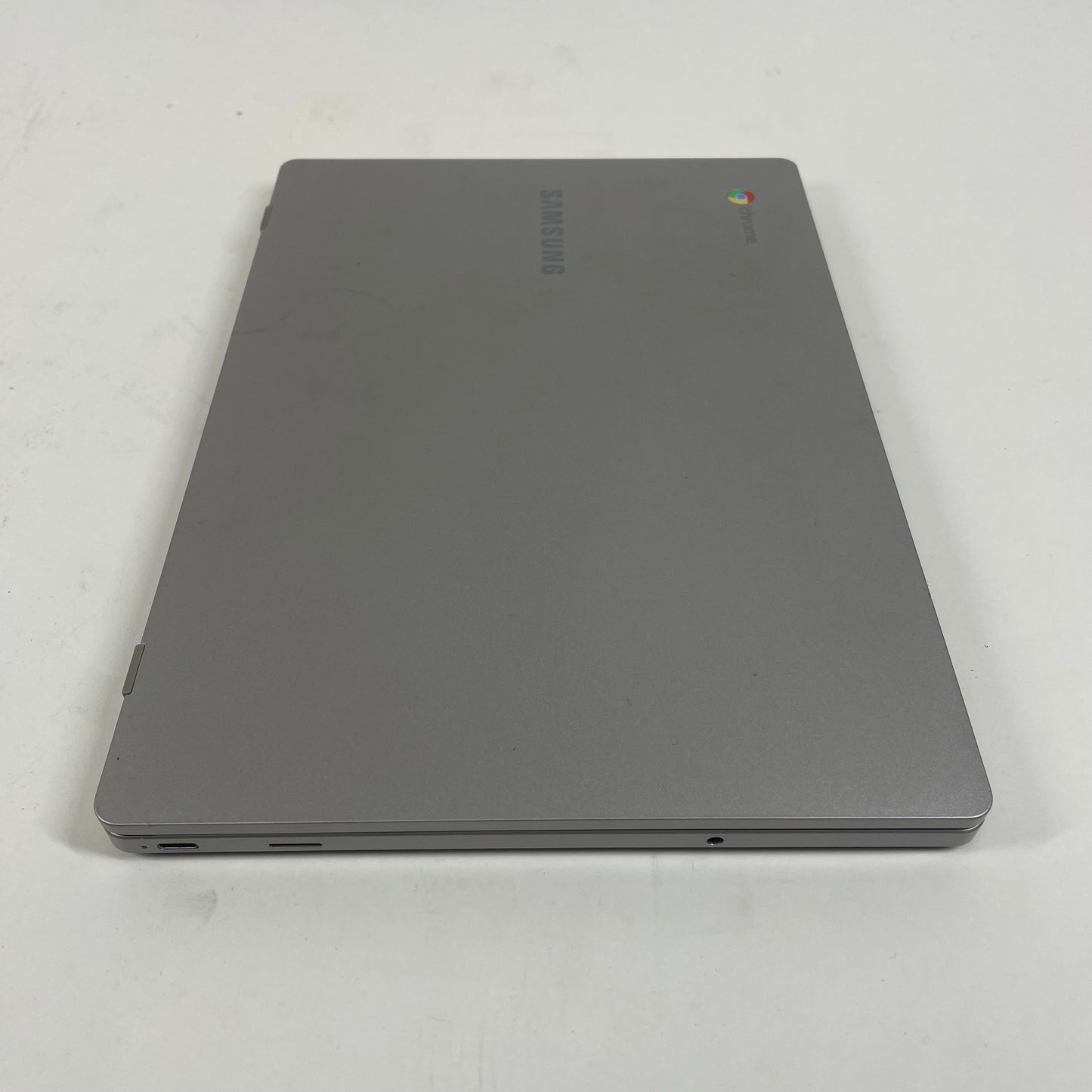 Samsung Galaxy Chromebook 3 XE3J0XBA 11.6" Celeron N4000 1.8GHz 4GB RAM 32GB SSD