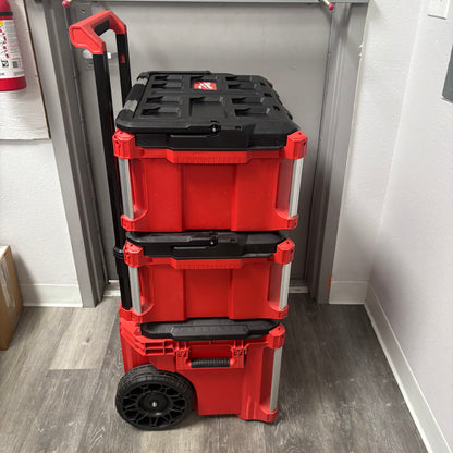Milwaukee PACKOUT Large Tool Box 48-22-8425