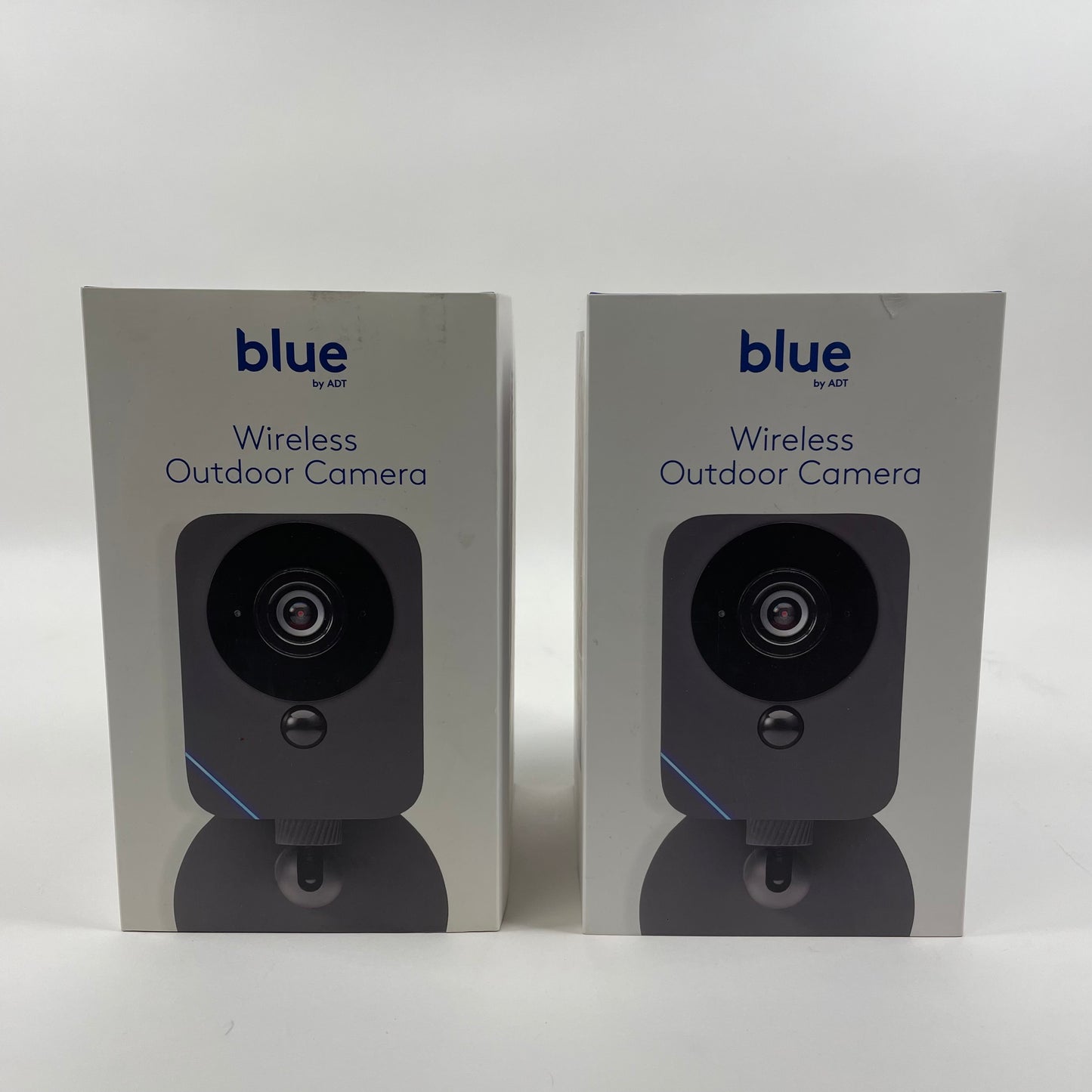 New Blue by ADT Outdoor Weather-Resistant, Wireless Security Camera SCE2R0-29
