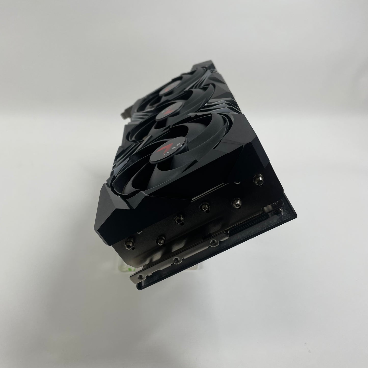 PNY GeForce RTX 4070 Ti Super OC 16GB GDDR6X  KMR47TSN4KGGT3DKTR18AFC