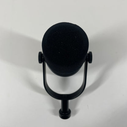 Shure MV7 50 Hz to 16 kHz Professional-Grade, Hybrid Dynamic Microphone MV7-K