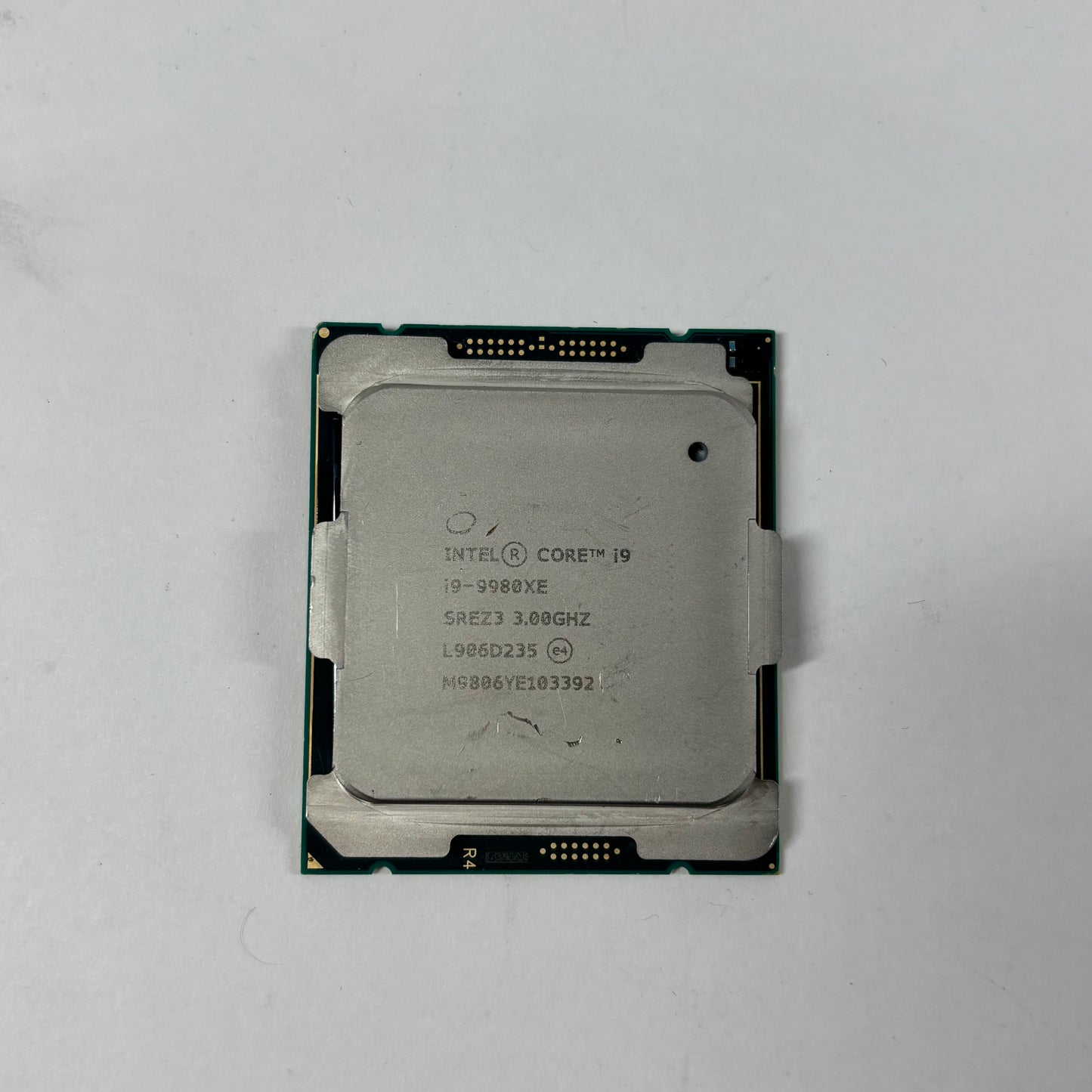 Intel i9-9980xe 3.00GHz 18 Core BX80673I99980X 36 Thread LGA 2066