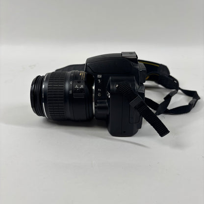 Nikon D40 6.1MP DSLR Camera