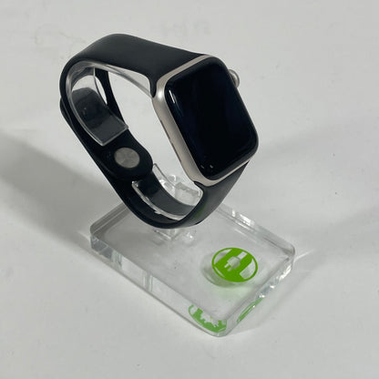 GPS Only Apple Watch SE 3 40MM Starlight Aluminum Black Sport Band MEP74LW/A