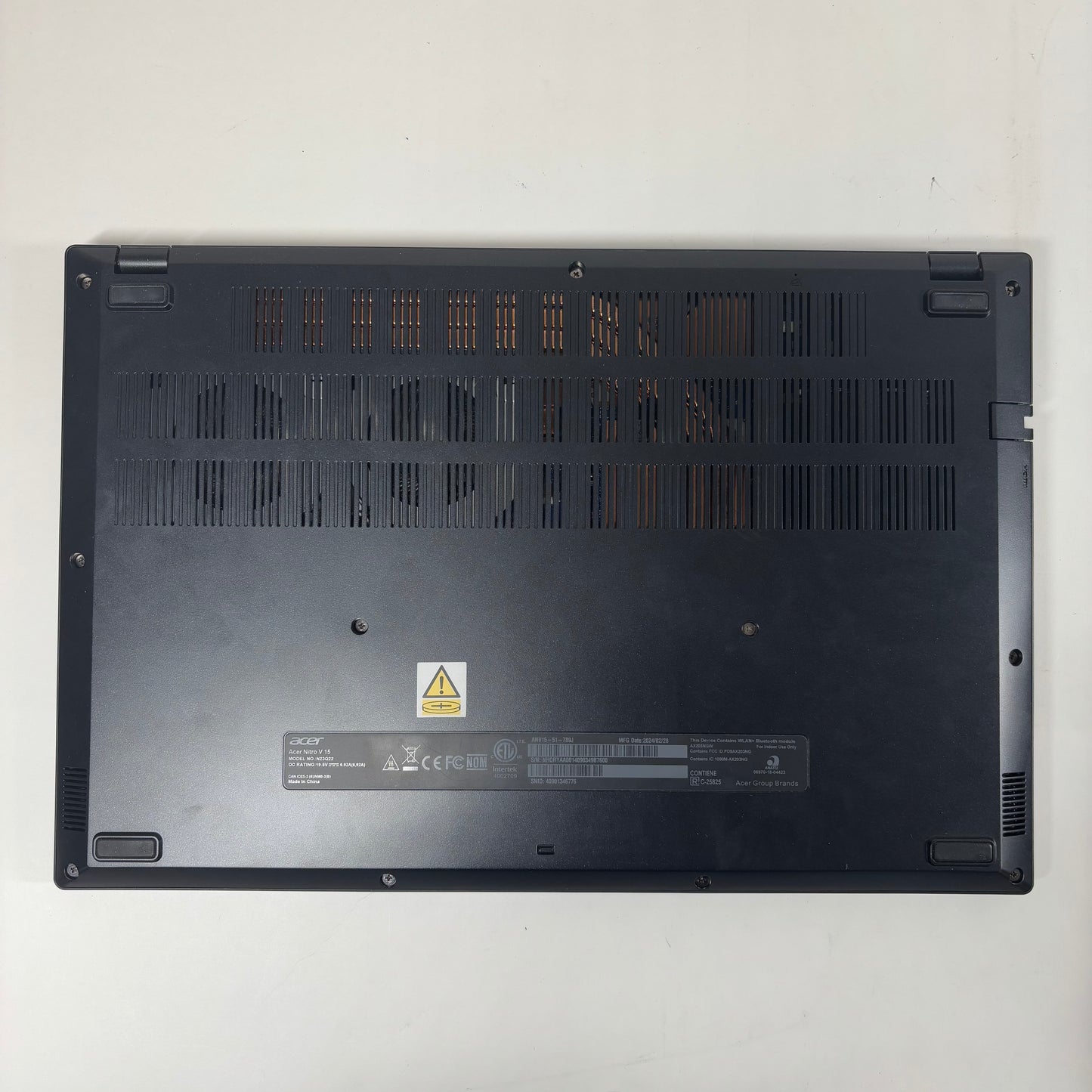 Acer Nitro V 15 ANV15-51 15.6" i7-13620H 2.1GHz 16GB RAM 512GB SSD