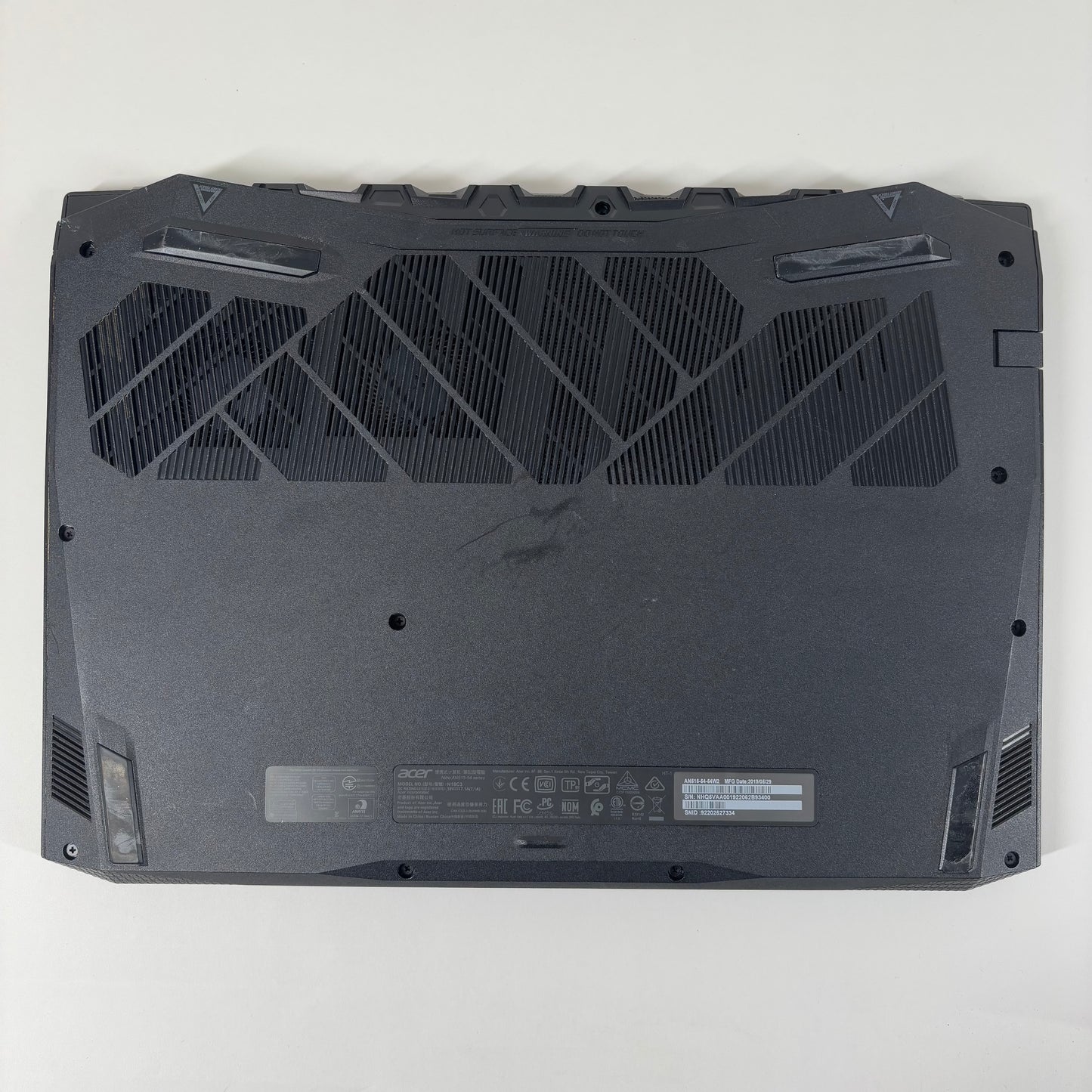 Acer Nitro N18C3 AN515‑54 15.6" i3-9300H 2.4GHz 8GB RAM 256GB SSD