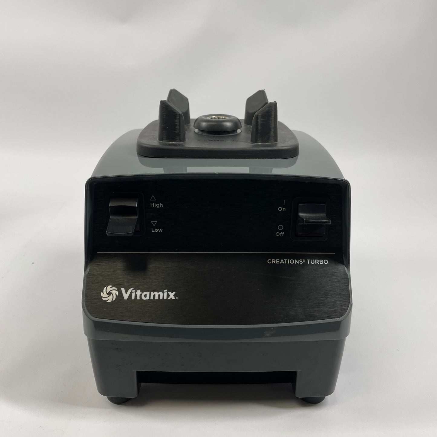 Vitamix Creations Turbo Premium Blender VM0102