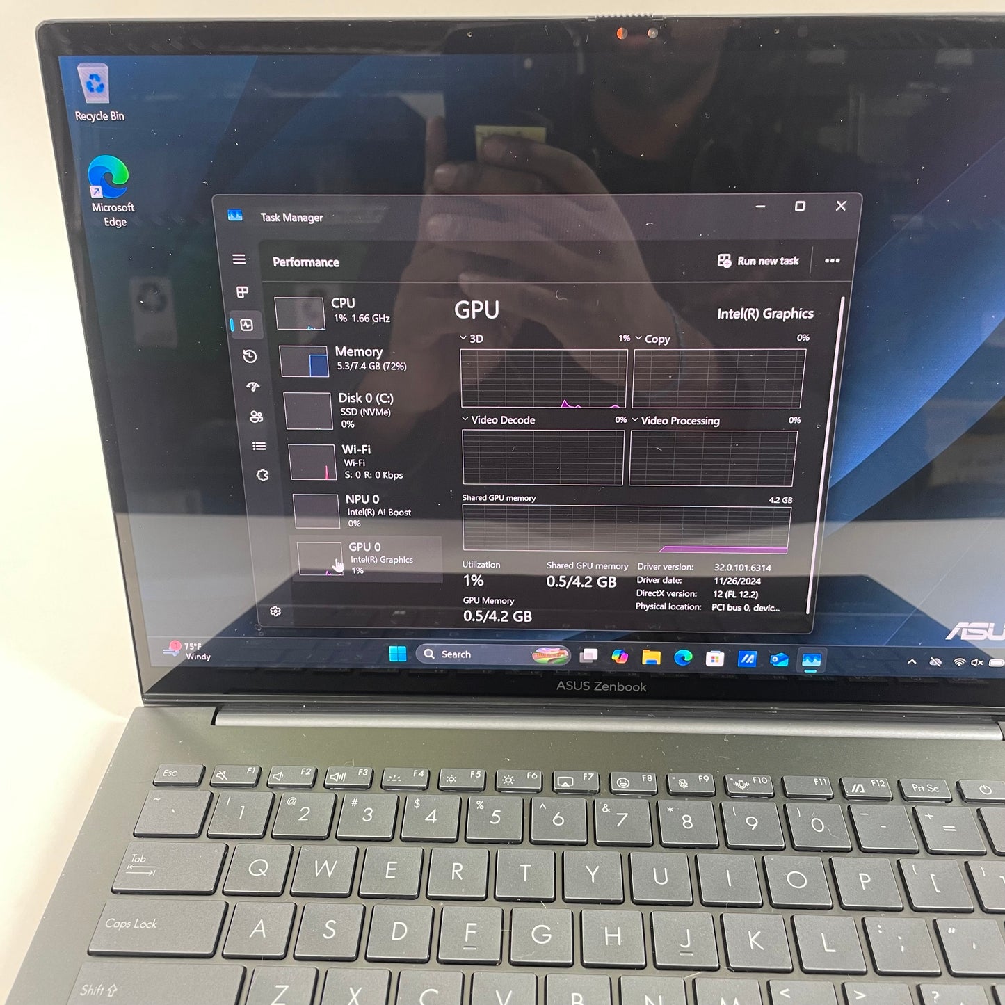 Asus Zenbook 14 Q415M 14" Core Ultra 5 125H 1.2GHz 8GB RAM 512GB SSD