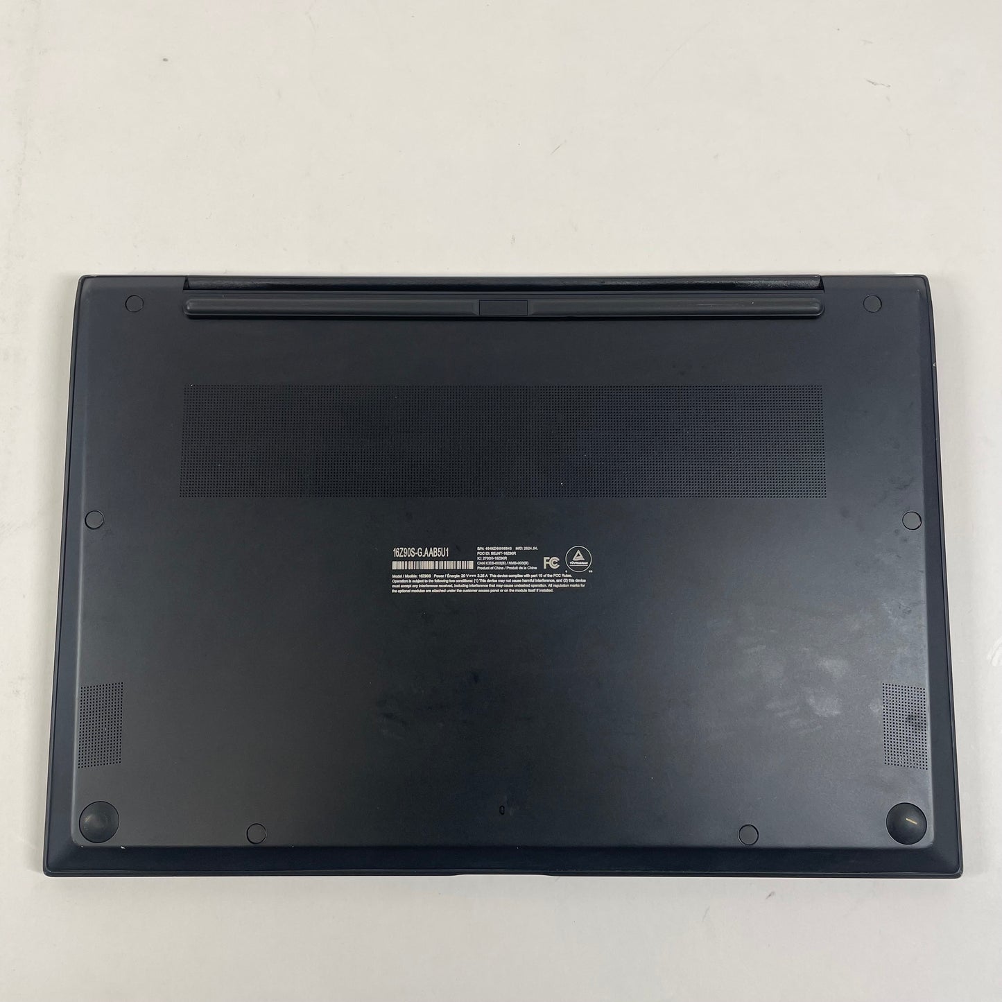 LG Gram 16Z90S 13.3" Core Ultra 7 155H 1.4GHz 16GB RAM 512GB SSD