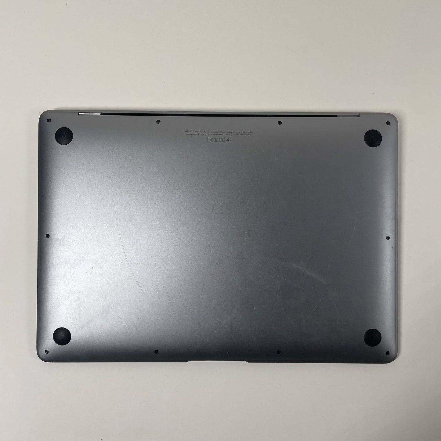 2020 Apple MacBook Air 13.3" M1 7C GPU 3.2GHz 8GB RAM 256GB SSD A2337