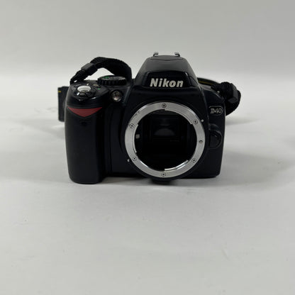 Nikon D40 6.1MP DSLR Camera