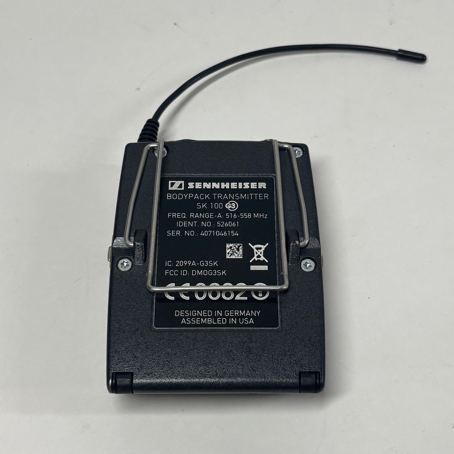 Sennheiser  SK100 Robust, Compact Bodypack Transmitter 526061