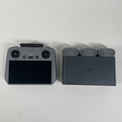 DJI Air 3 Versatile, Mid-Range Foldable Camera Drone CP.MA.00000693.01