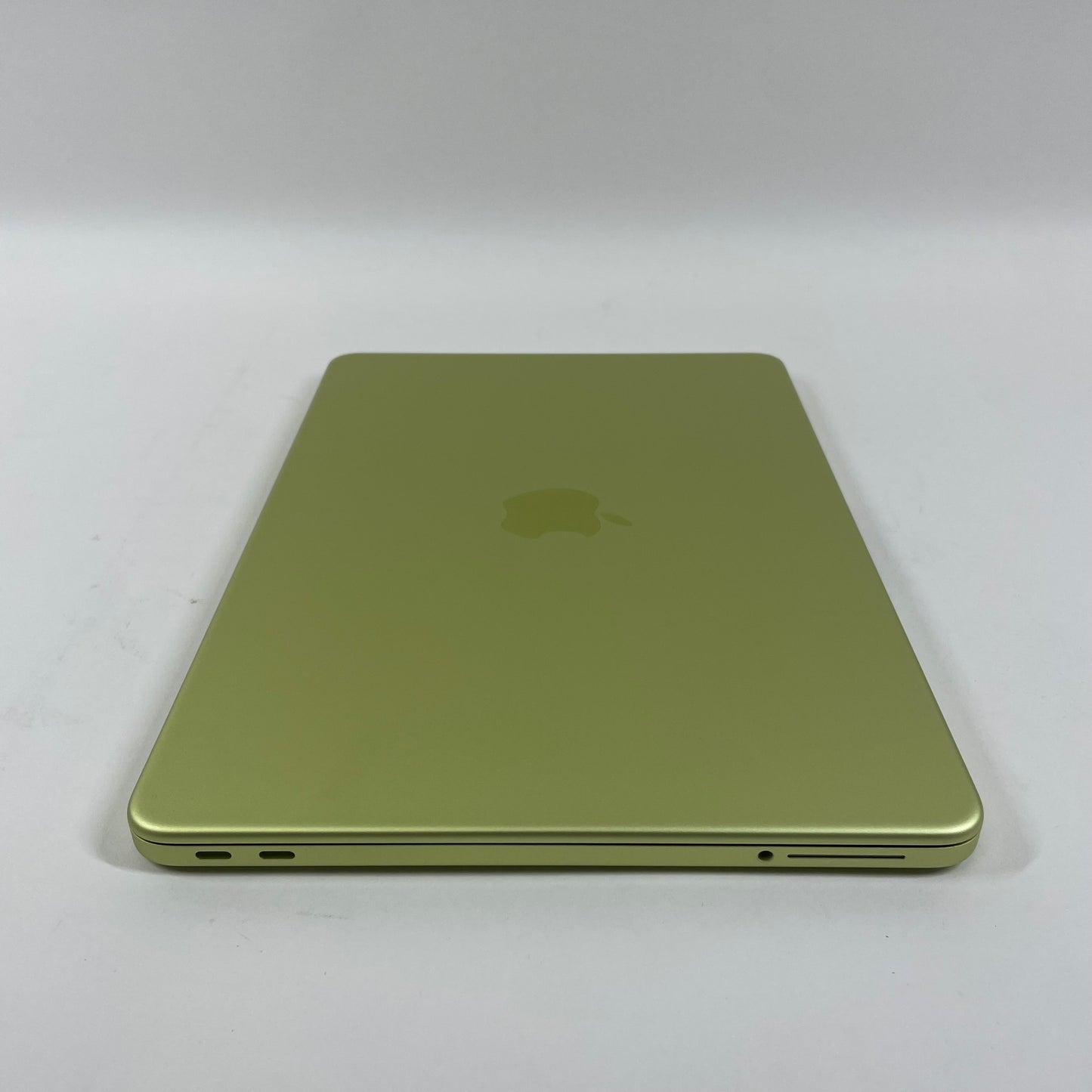 2026 Apple MacBook Neo 13" A18 Pro 5C GPU 4.0GHz 8GB RAM 256GB SSD MHFD4LL/A