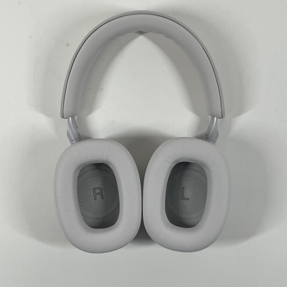 Bowers & Wilkins Px7 S2 Wireless Over-Ear Headphones White