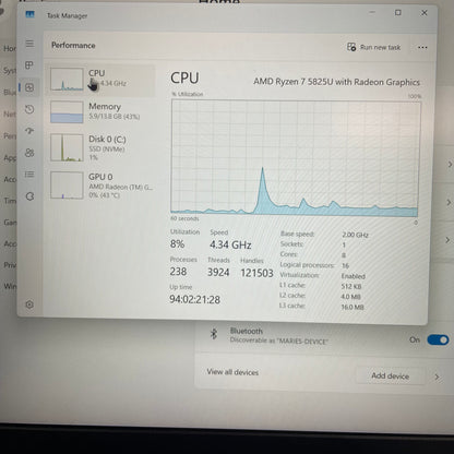 Lenovo Ideapad slim 3 15ABR8 15.6-in Ryzen 7 5825U 2.0GHz 16GB RAM 512GB SSD