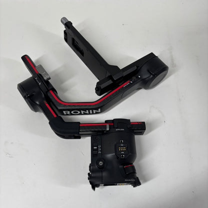DJI Ronin RS3 Pro Kit, Advanced 3-Axis Handheld Gimbal System CP.RN.00000218.01