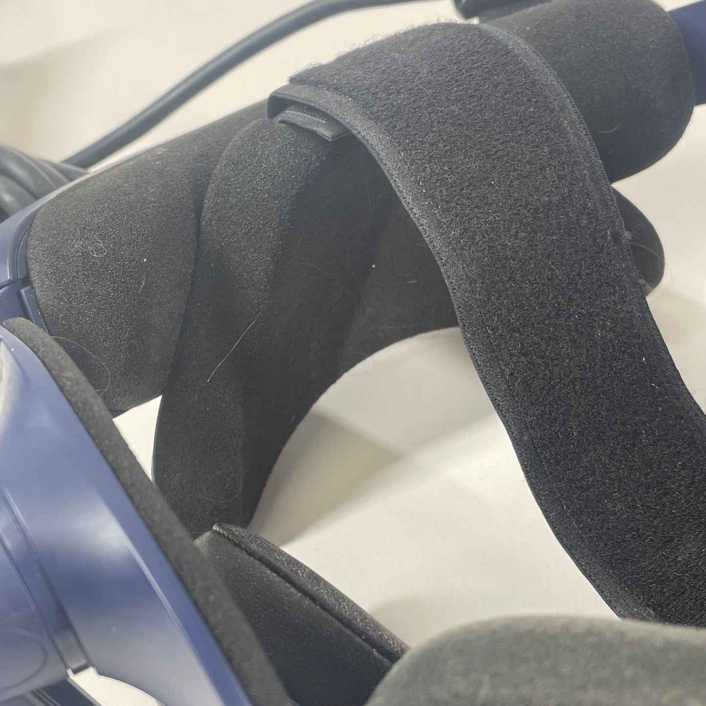 HTC Vive Pro PC VR Headset 99HAPY000-00