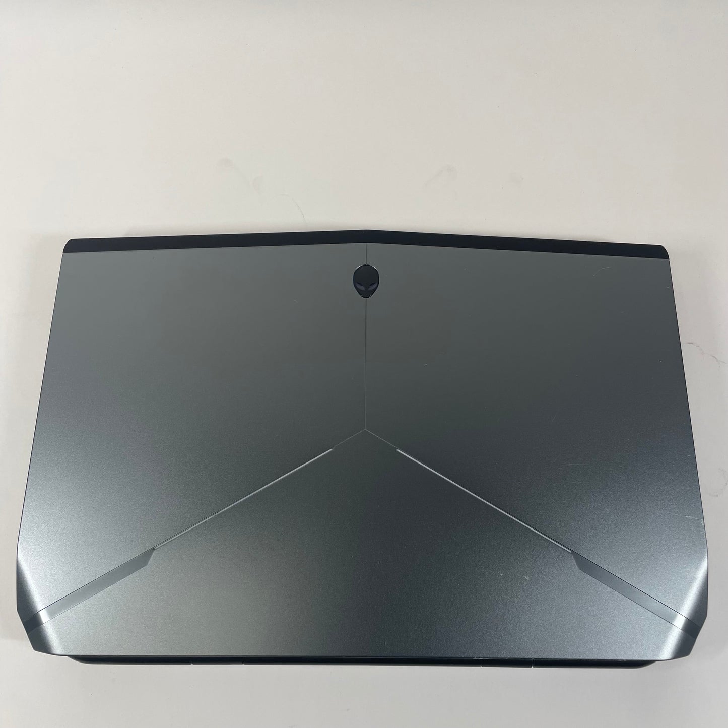 Parts Only Alienware M17 R3 17.3" i7-6700HQ 2.6GHz 8GB RAM 1TB SSD GeForce GTX 970M