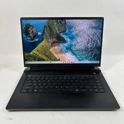 Alienware M15 P109F 15.6" Ryzen 7 5800H 3.2GHz 16GB RAM 512GB SSD